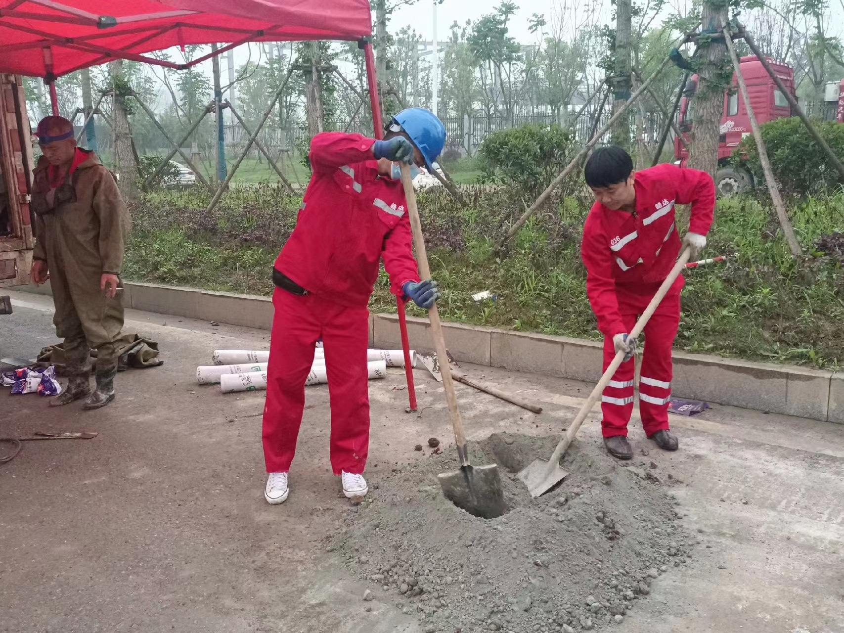 盖州管道疏通哪家好】及时进行市政管道清淤